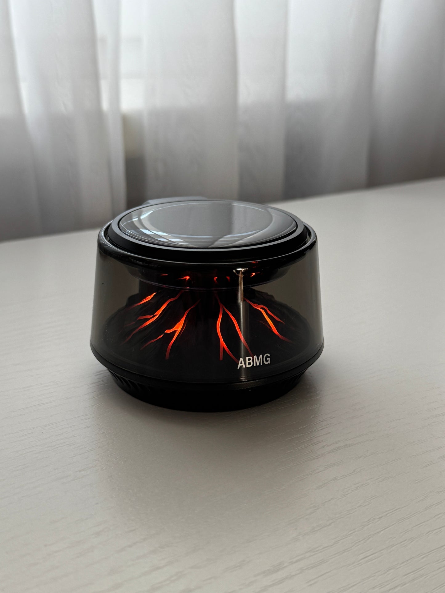 Aromatyzator LED w formie wulkanu