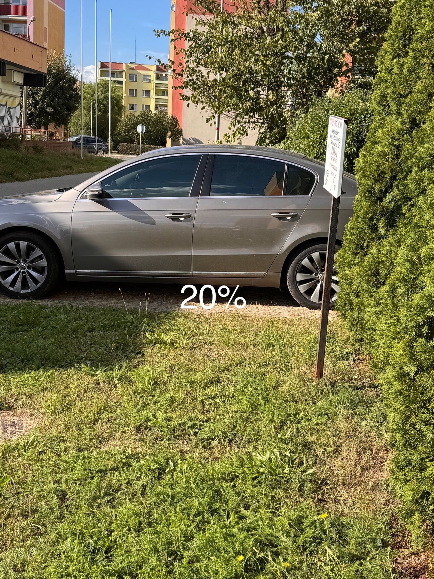 Ściągalna folia przyciemniająca